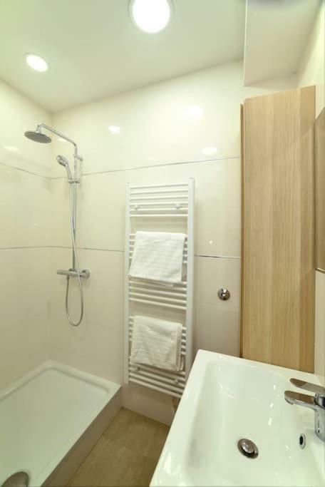 Apartment Cosy&private,30sec Walk To Mainsquare, Heart Of Zagreb